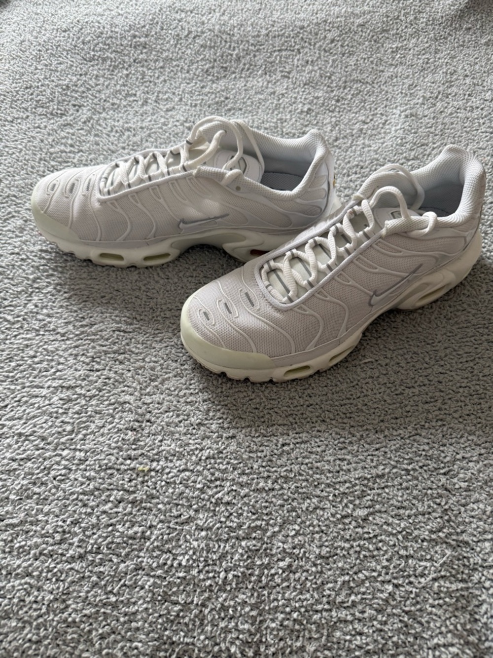 Nike White Air Max Plush Mesh Sneakers, NWOT
